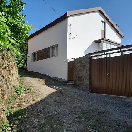 Adcasinha Em Arganil Holiday home