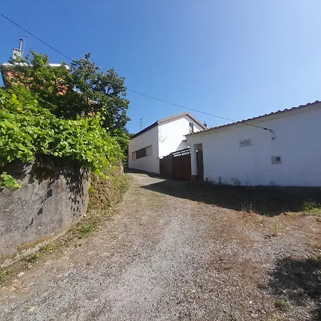 Adcasinha Em Arganil Holiday home Adcasal
