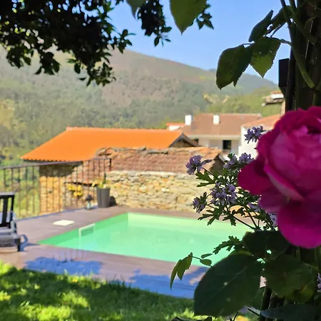 Adcasinha Em Arganil Сasa de vacaciones *