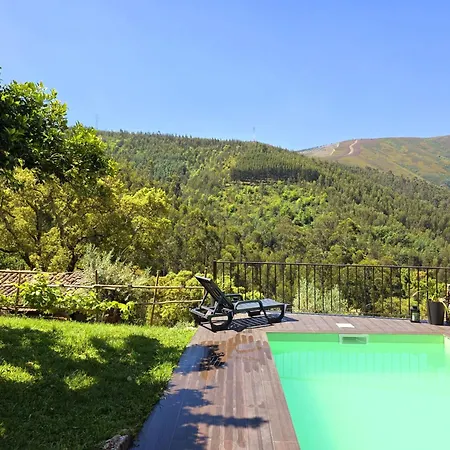 Adcasinha Em Arganil Сasa de vacaciones *