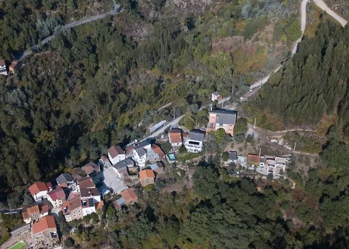 Feriehus Adcasinha Em Arganil *