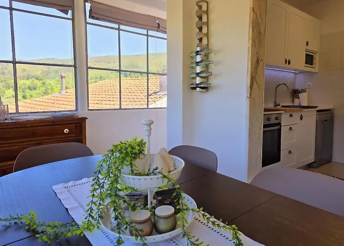 Adcasinha Em Arganil *